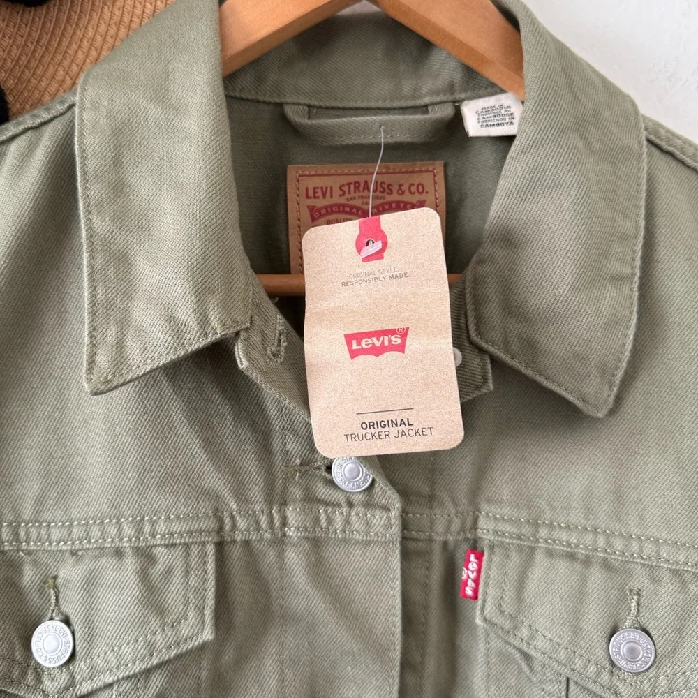 Levi's Olive Green Women's Jean Jacket - Picture 12 of 13